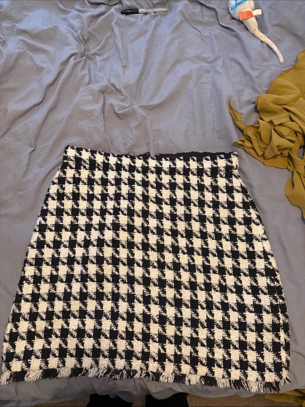 Kate Spade Black & White Houndstooth Skirt